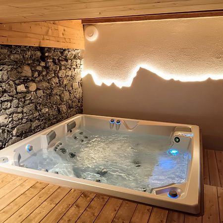 Chez Lucienne, Jacuzzi Et Sauna Samoëns Exteriér fotografie