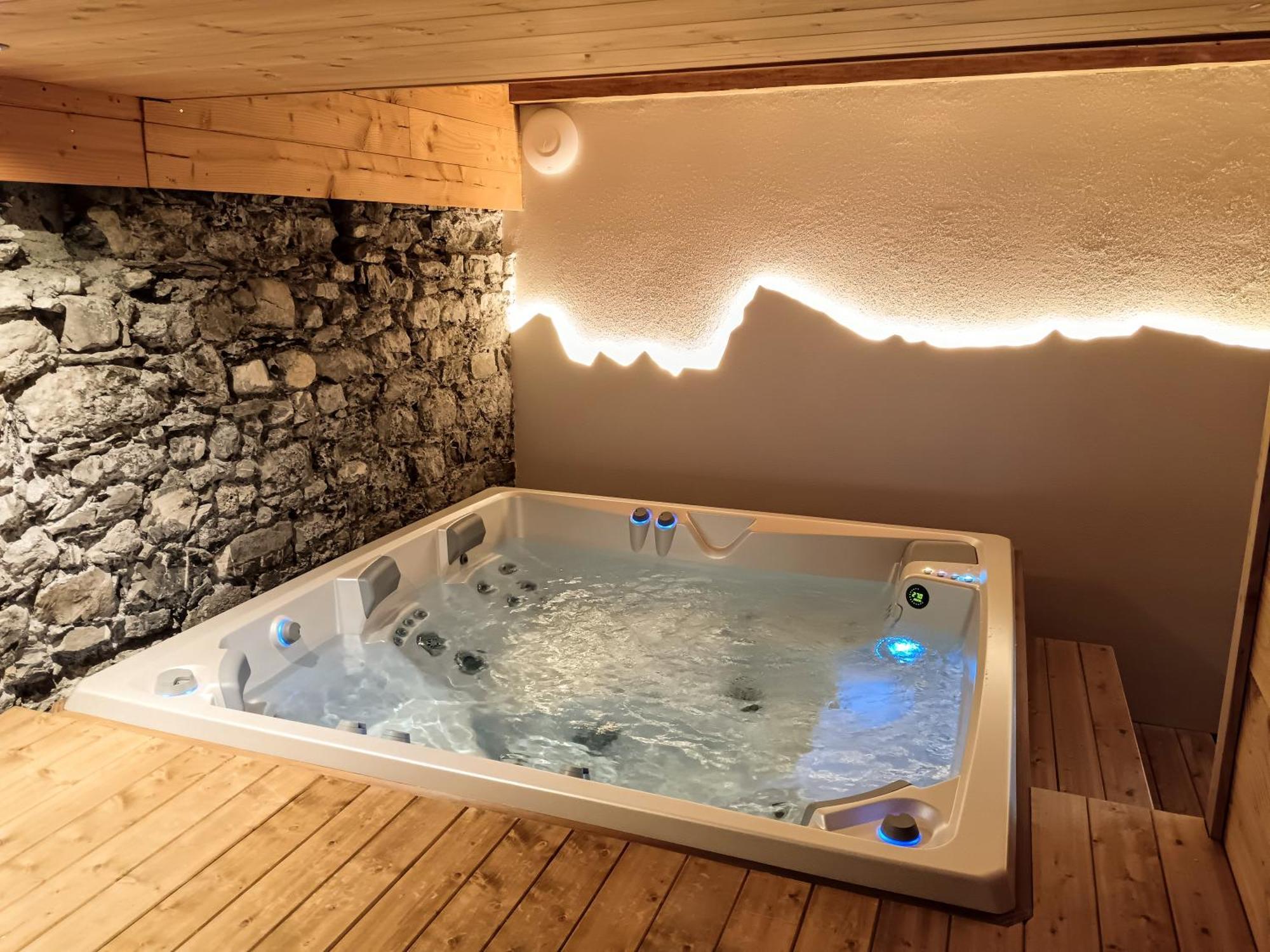 Chez Lucienne, Jacuzzi Et Sauna Samoëns Exteriér fotografie